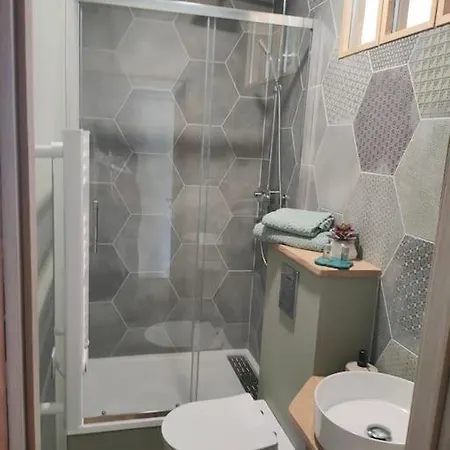 Superbe T2 Neuf Dans Maison De Maitre Hyper Centre Épinal Buitenkant foto